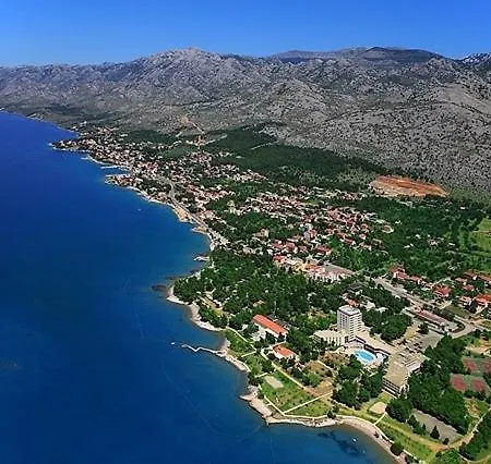 בית הארחה In Starigrad-paklenica With Terrace, Air Conditioning, Wifi 627-6