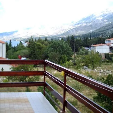 Gasthuis In Starigrad-paklenica With Terrace, Air Conditioning, Wifi 627-6 *