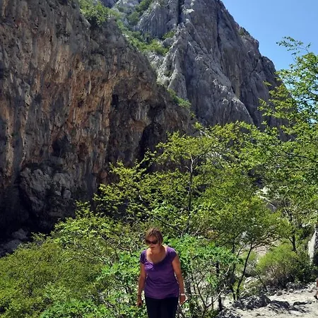 In Starigrad-paklenica With Terrace, Air Conditioning, Wifi 627-6 סטאריגרד-פקלניצה