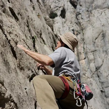 Maison d'hôtes In Starigrad-paklenica With Terrace, Air Conditioning, Wifi 627-6 Starigrad Paklenica